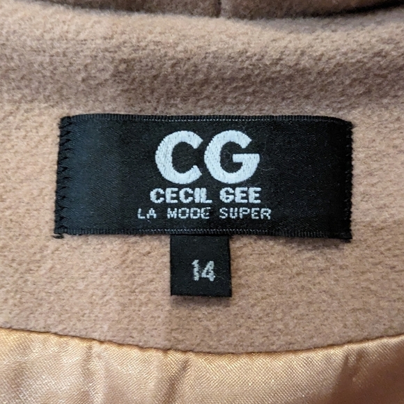 Cecil G Wool & Cashmere coat, mother of pearl buttons & fox fur, vintage Sz 14 - Picture 3 of 17